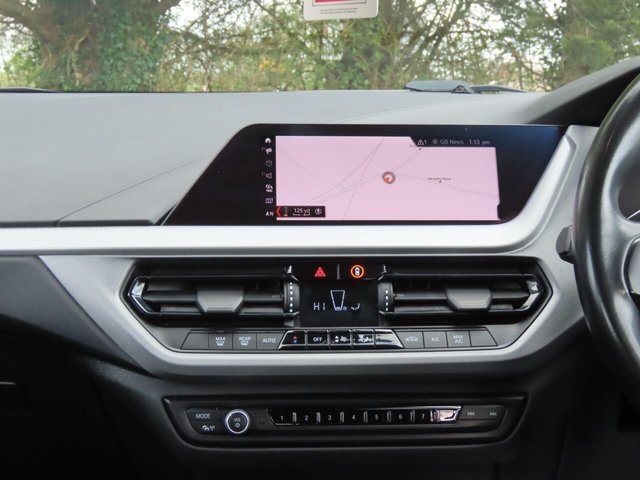 2020 BMW 1 SERIES - Photo 11