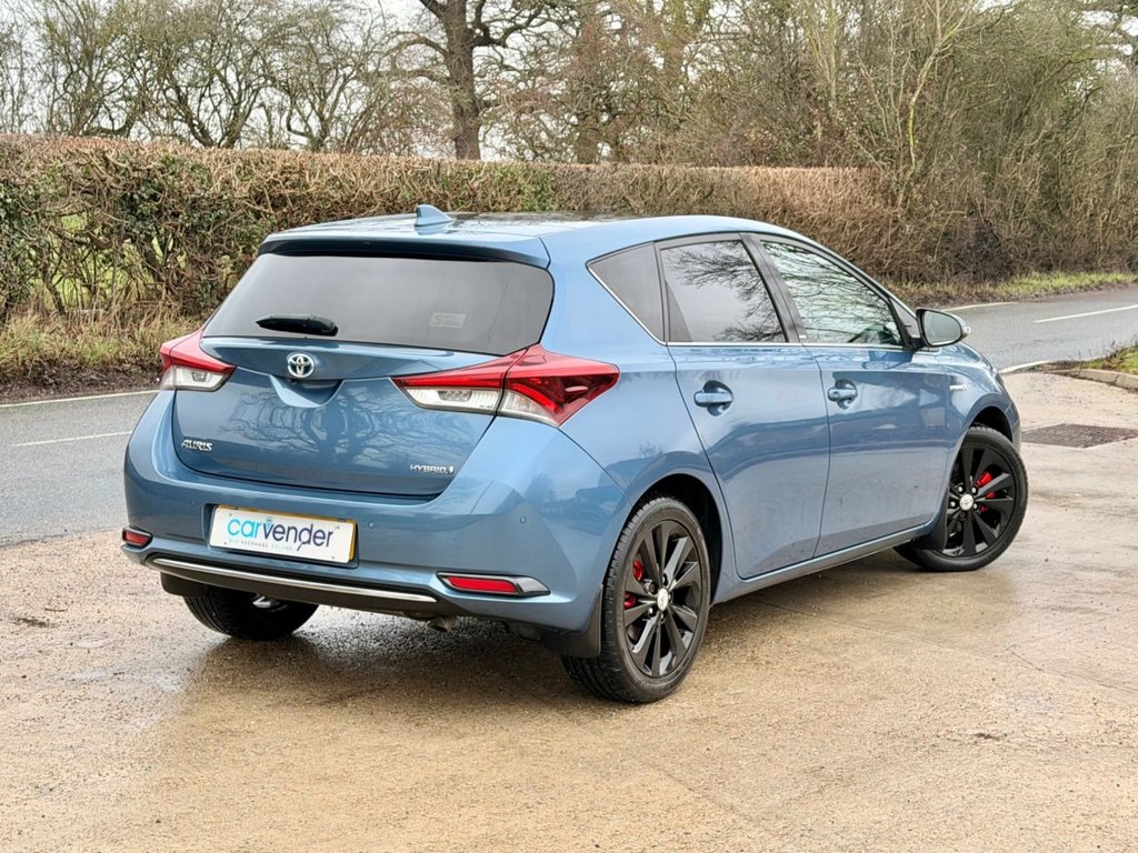 USED 2016 16 TOYOTA AURIS 1.8 VVT-h Excel Hatchback 5dr Petrol Hybrid CVT Euro 6 (s/s) (136 ps) 2 Owners|R.F Sensors|Camera|SatNaV|Half Leather Seats|