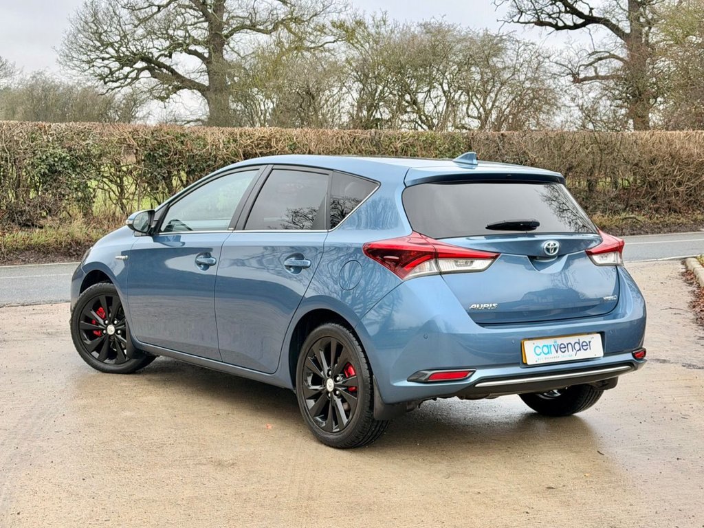 USED 2016 16 TOYOTA AURIS 1.8 VVT-h Excel Hatchback 5dr Petrol Hybrid CVT Euro 6 (s/s) (136 ps) 2 Owners|R.F Sensors|Camera|SatNaV|Half Leather Seats|