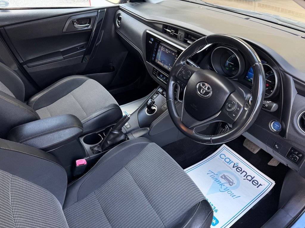 USED 2016 16 TOYOTA AURIS 1.8 VVT-h Excel Hatchback 5dr Petrol Hybrid CVT Euro 6 (s/s) (136 ps) 2 Owners|R.F Sensors|Camera|SatNaV|Half Leather Seats|