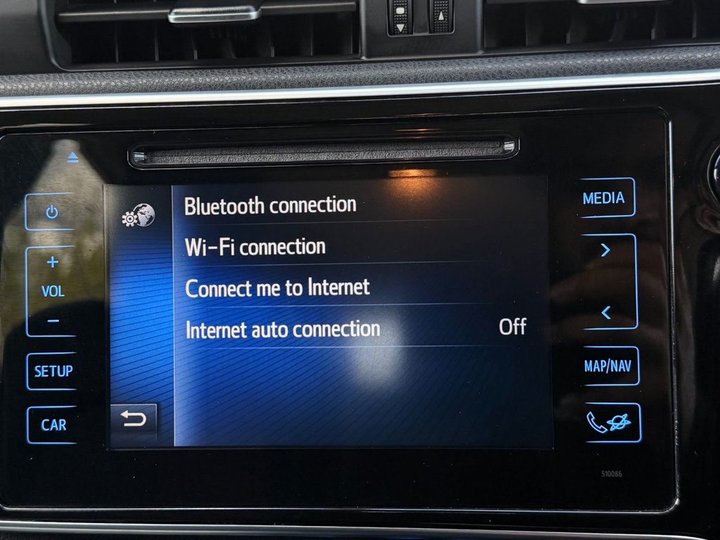 USED 2016 16 TOYOTA AURIS 1.8 VVT-h Excel Hatchback 5dr Petrol Hybrid CVT Euro 6 (s/s) (136 ps) 2 Owners|R.F Sensors|Camera|SatNaV|Half Leather Seats|