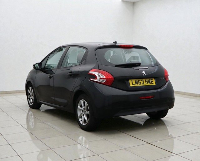 2013 PEUGEOT 208 2013 1.4 HDi Active Hatchback 5dr Diesel Manual Euro 5 (70 ps) - Photo 11