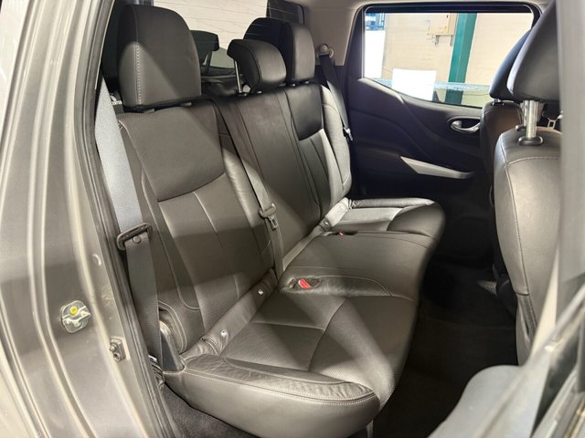 2018 NISSAN NAVARA - Photo 9