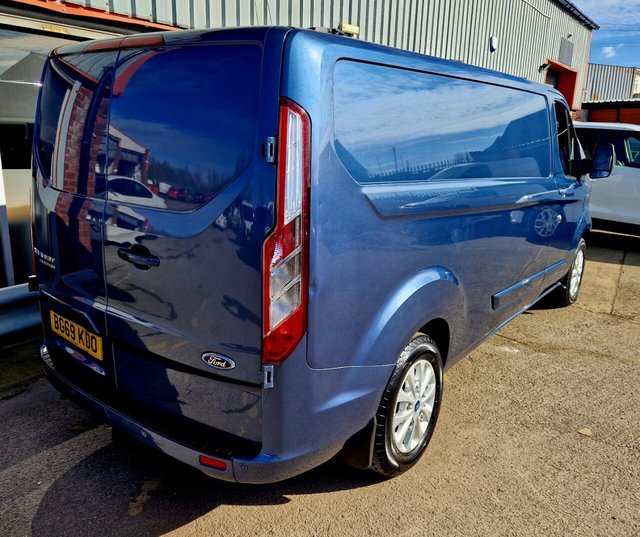 2019 FORD TRANSIT CUSTOM 2.0 320 EcoBlue Limited Panel Van 5dr Diesel Auto L2 H1 Euro 6 (s/s) (170 ps) - Photo 7