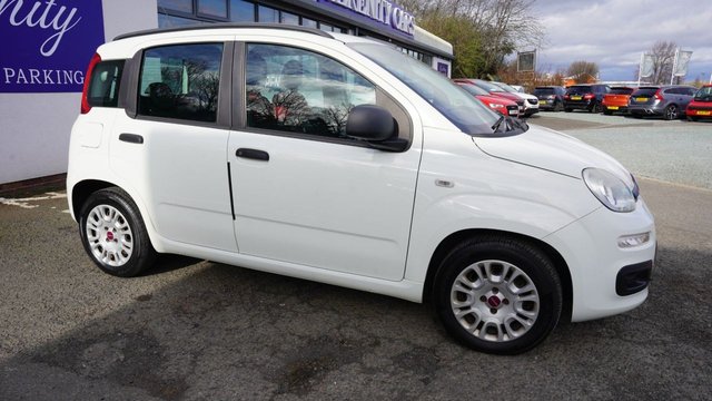 2013 FIAT PANDA 1.2 Easy Hatchback 5dr Petrol Manual Euro 5 (69 bhp) - Photo 9