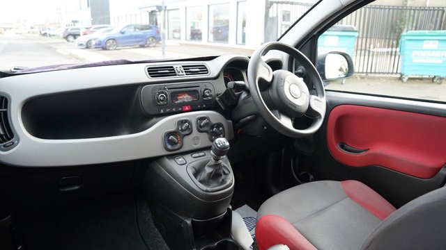 2013 FIAT PANDA 1.2 Easy Hatchback 5dr Petrol Manual Euro 5 (69 bhp) - Photo 3