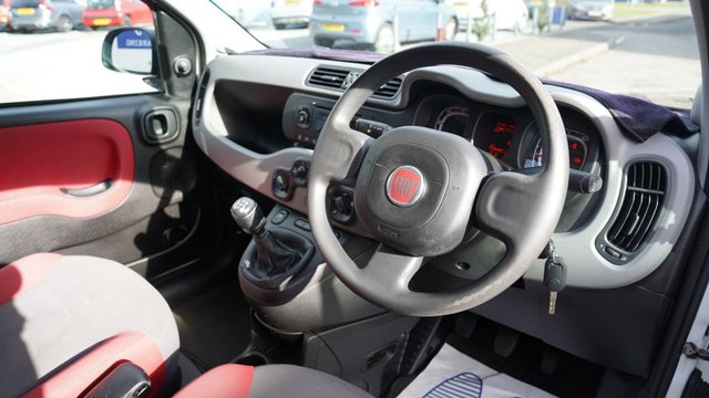 2013 FIAT PANDA 1.2 Easy Hatchback 5dr Petrol Manual Euro 5 (69 bhp) - Photo 5