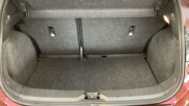 2021 Nissan Micra 1L Tekna 5dr - Photo 7