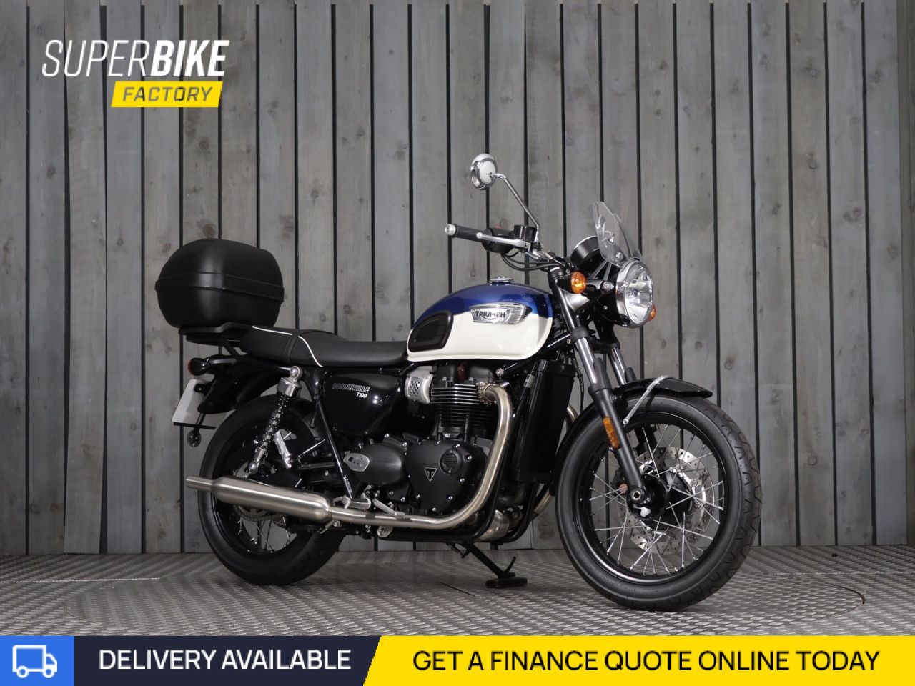 TRIUMPH BONNEVILLE T100BONNEVILLE T100