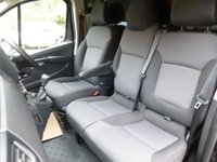 USED 2023 23 RENAULT TRAFIC 2.0 dCi Blue SL28 Business+ Panel Van 5dr Diesel Manual L1 H1 Euro 6 (s/s) (130 ps) F/S/H 2 Stamps Satnav + Ac**