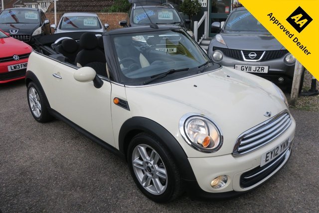 View our MINI CONVERTIBLE