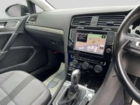 USED 2016 16 VOLKSWAGEN GOLF 1.2 TSI BlueMotion Tech Match DSG Euro 5 (s/s) 5dr 