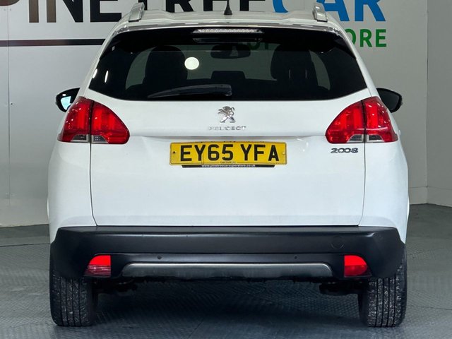 2015 PEUGEOT 2008 - Photo 9