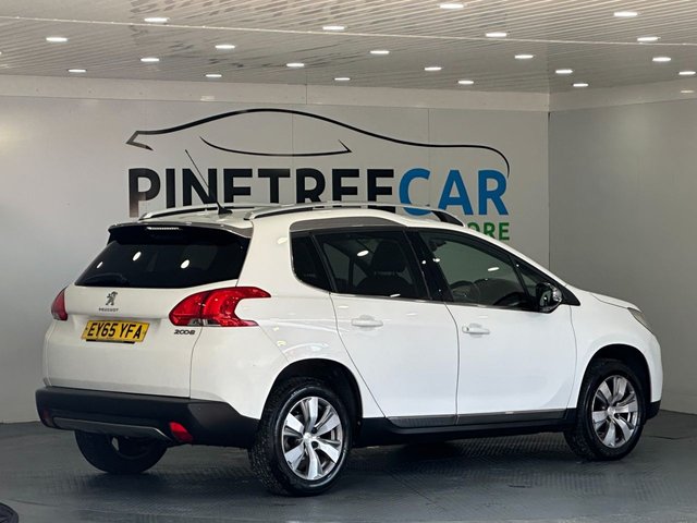 2015 PEUGEOT 2008 - Photo 10