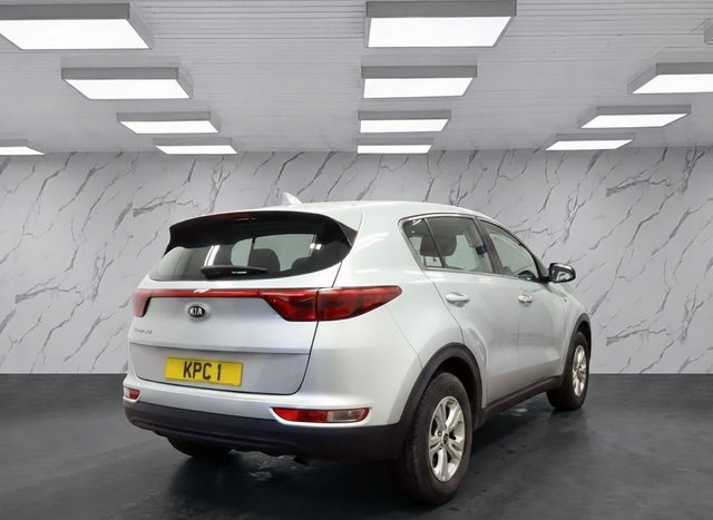 2017 KIA SPORTAGE - Photo 4