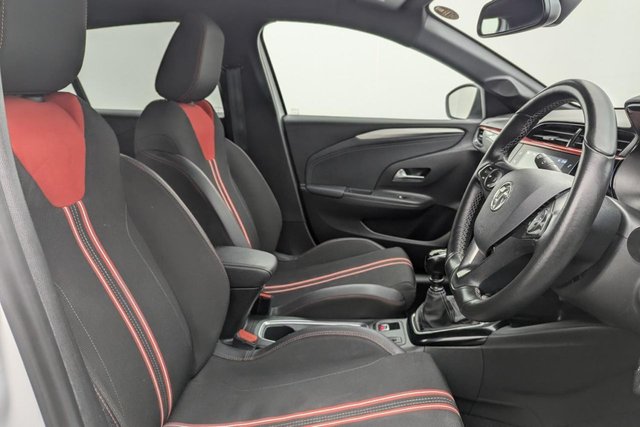 2022 Vauxhall Corsa 1.2L SRI Edition 5dr - Photo 3