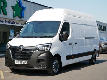 2023 RENAULT MASTER