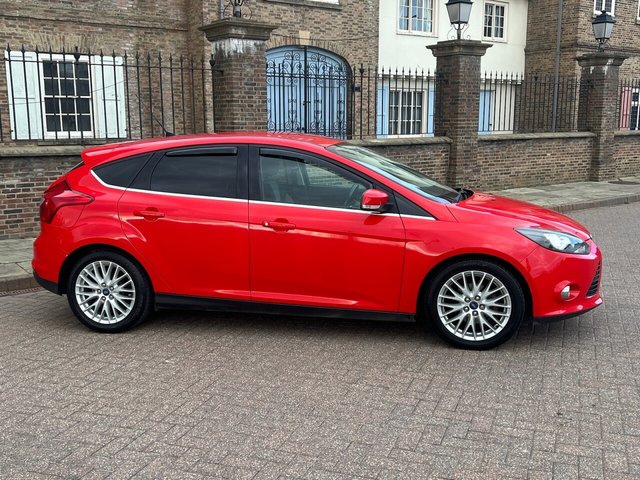 2014 FORD FOCUS 2014 1.6 TDCi Zetec Hatchback 5dr Diesel Manual Euro 5 (s/s) (115 ps) - Photo 5
