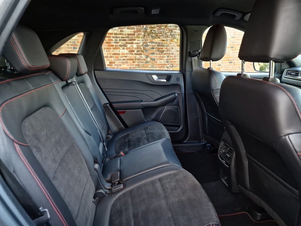 USED 2022 72 FORD KUGA 2.5 EcoBoost Duratec 14.4kWh ST-Line SUV 5dr Petrol Plug-in Hybrid CVT Euro 6 (s/s) (225 ps) FINANCE AVAILABLE