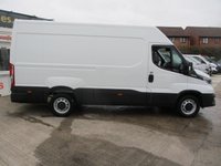 USED 2025 75 IVECO DAILY 2.3D HPI 14V 35S 3520 HiMatic MWB H2 Euro 6 (s/s) (136 Bhp ) Main Dealer Warranty Till 2028  2025 IVECO DAILY 2.3D HPI 14V 35S 3520 HIMATIC MWB AUTOMATIC 136 BHP