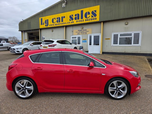 2015 VAUXHALL ASTRA