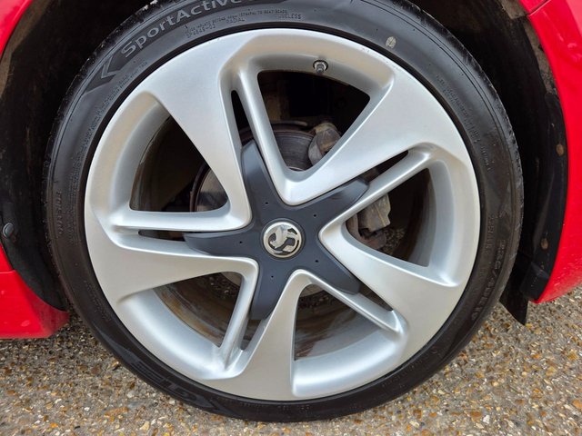 2015 VAUXHALL ASTRA 1.6i Limited Edition Hatchback 5dr Petrol Manual Euro 6 (115 ps) - Photo 5