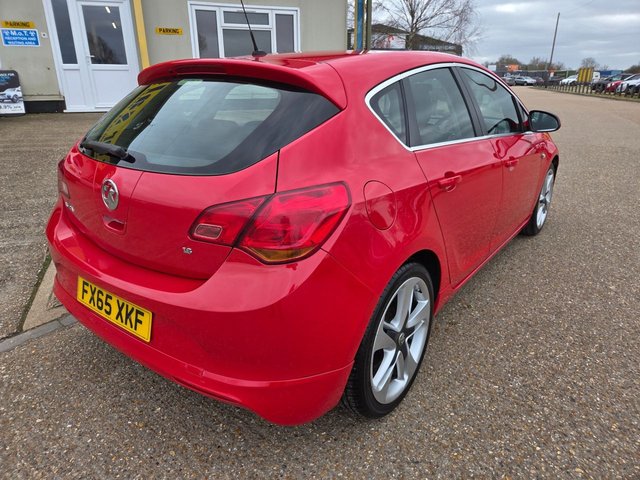 2015 VAUXHALL ASTRA 1.6i Limited Edition Hatchback 5dr Petrol Manual Euro 6 (115 ps) - Photo 6