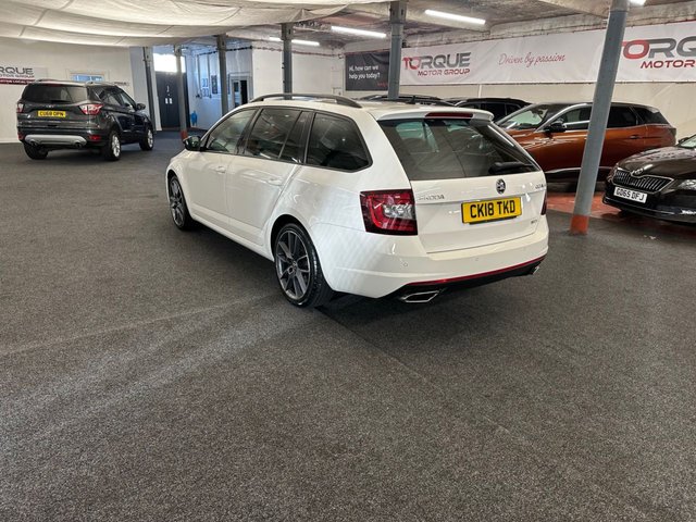 2018 SKODA OCTAVIA 2.0 TDI vRS Estate 5dr Diesel Manual Euro 6 (s/s) (184 ps) - Photo 12