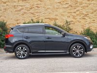 USED 2014 64 TOYOTA RAV4 2.2 D-4D Invincible SUV 5dr Diesel Manual 4WD Euro 5 (150 ps) 