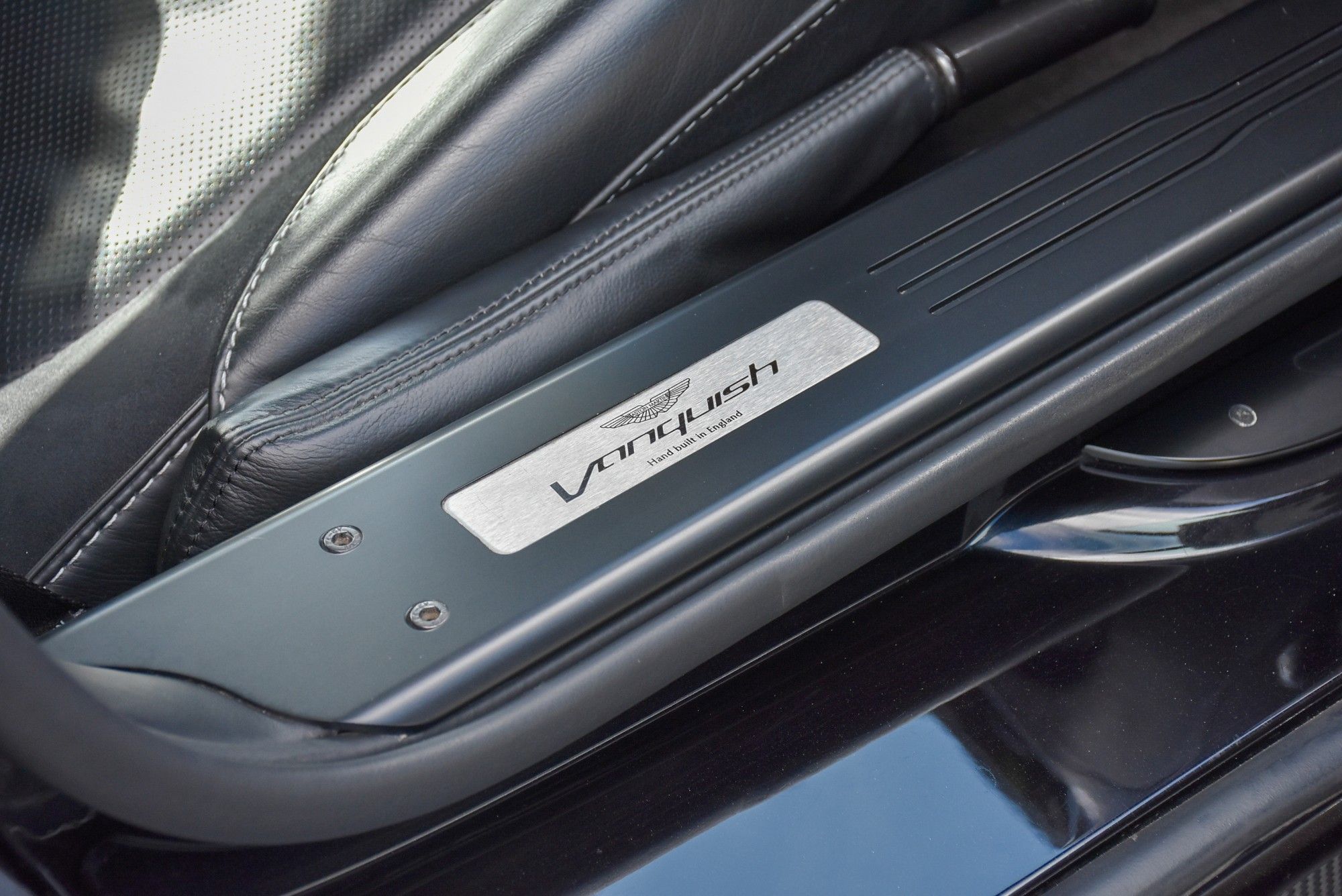 USED 2013 62 ASTON MARTIN VANQUISH 6.0 V12 Coupe 2dr Petrol T-TronicII Euro 5 (565 bhp) 