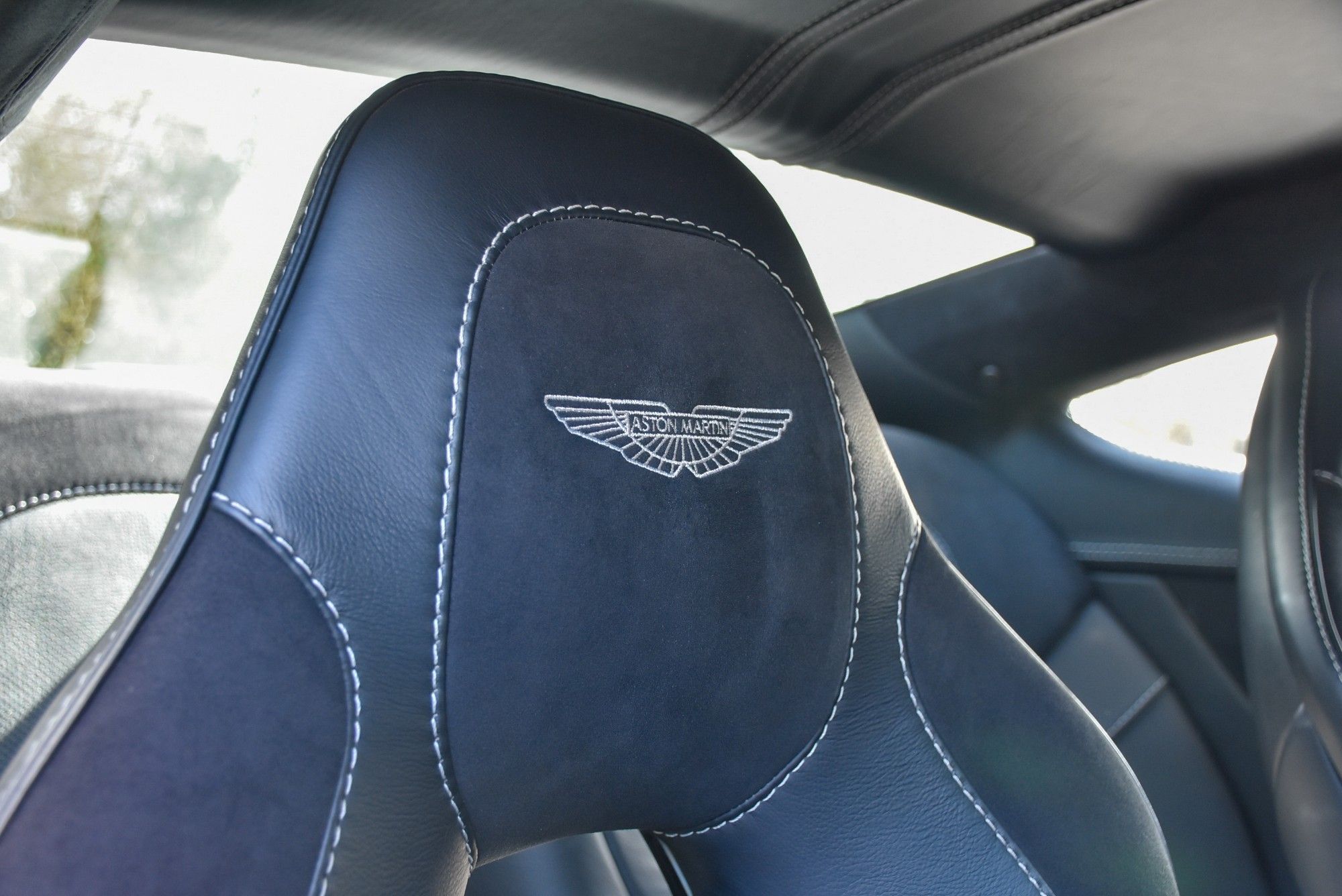 USED 2013 62 ASTON MARTIN VANQUISH 6.0 V12 Coupe 2dr Petrol T-TronicII Euro 5 (565 bhp) 