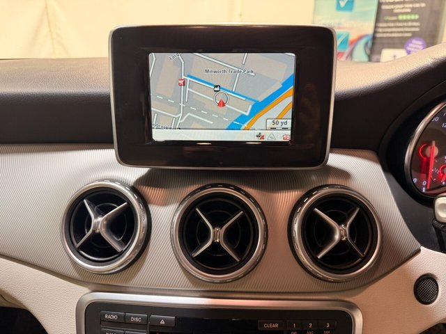 2014 Mercedes-Benz GLA - Photo 9