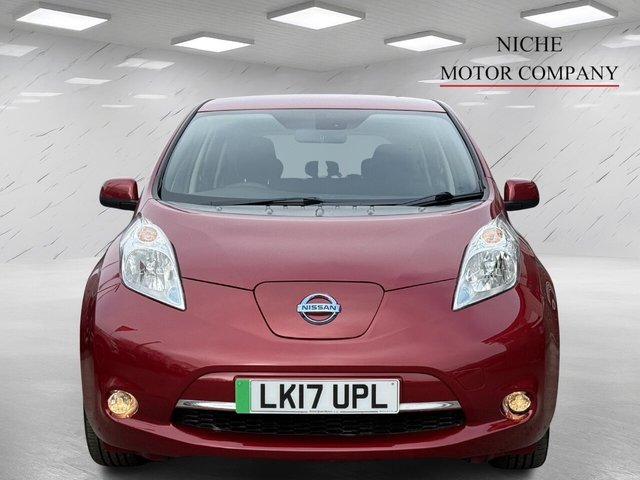 2017 NISSAN LEAF - Photo 2