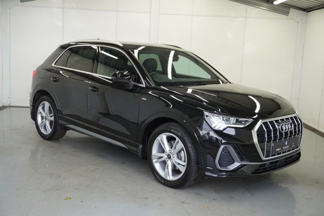 2025 AUDI Q3 - Photo 2