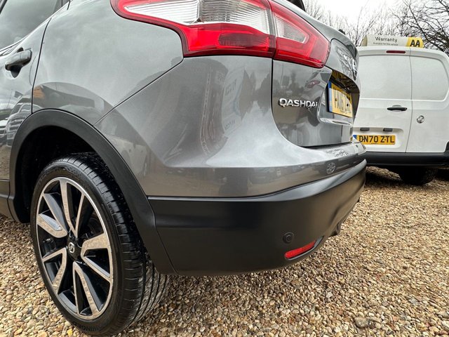 2016 Nissan Qashqai 1.6L Tekna 5dr - Photo 9