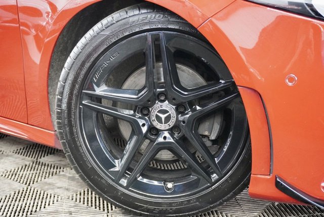 2019 Mercedes-Benz A-CLASS - Photo 3