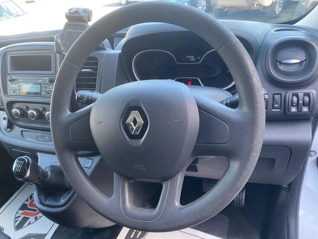 2020 RENAULT TRAFIC - Photo 12