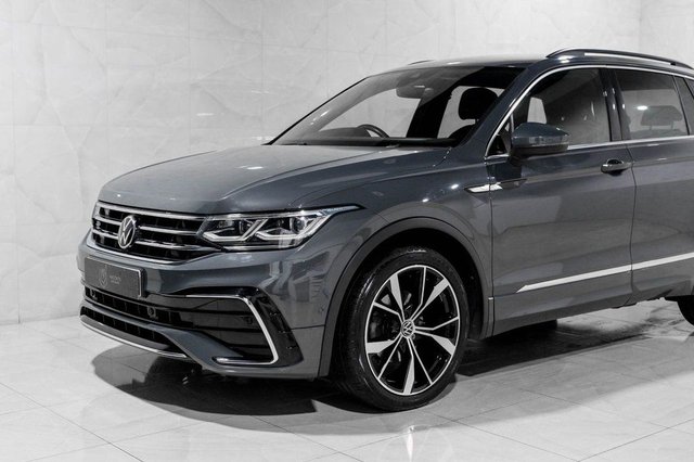 2021 Volkswagen Tiguan 1.5L R-Line 5dr - Photo 2