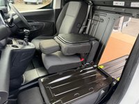 USED 2023 23 VAUXHALL COMBO 1.5 Turbo D 2300 Pro Panel Van 5dr Diesel Manual L1 H1 Euro 6 (s/s) (100 ps) 1 OWNER REVERSE CAMERA TOUCH SCREEN MEDIA SAT NAV 34K COMES WITH 1 YEARS MOT AND SERVICE