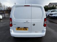USED 2023 23 VAUXHALL COMBO 1.5 Turbo D 2300 Pro Panel Van 5dr Diesel Manual L1 H1 Euro 6 (s/s) (100 ps) 1 OWNER REVERSE CAMERA TOUCH SCREEN MEDIA SAT NAV 34K COMES WITH 1 YEARS MOT AND SERVICE
