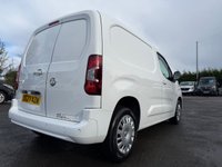 USED 2023 23 VAUXHALL COMBO 1.5 Turbo D 2300 Pro Panel Van 5dr Diesel Manual L1 H1 Euro 6 (s/s) (100 ps) 1 OWNER REVERSE CAMERA TOUCH SCREEN MEDIA SAT NAV 34K COMES WITH 1 YEARS MOT AND SERVICE