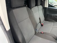 USED 2023 23 VAUXHALL COMBO 1.5 Turbo D 2300 Pro Panel Van 5dr Diesel Manual L1 H1 Euro 6 (s/s) (100 ps) 1 OWNER REVERSE CAMERA TOUCH SCREEN MEDIA SAT NAV 34K COMES WITH 1 YEARS MOT AND SERVICE