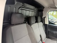 USED 2023 23 VAUXHALL COMBO 1.5 Turbo D 2300 Pro Panel Van 5dr Diesel Manual L1 H1 Euro 6 (s/s) (100 ps) 1 OWNER REVERSE CAMERA TOUCH SCREEN MEDIA SAT NAV 34K COMES WITH 1 YEARS MOT AND SERVICE
