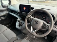 USED 2023 23 VAUXHALL COMBO 1.5 Turbo D 2300 Pro Panel Van 5dr Diesel Manual L1 H1 Euro 6 (s/s) (100 ps) 1 OWNER REVERSE CAMERA TOUCH SCREEN MEDIA SAT NAV 34K COMES WITH 1 YEARS MOT AND SERVICE