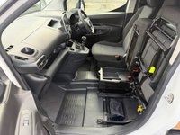 USED 2023 23 VAUXHALL COMBO 1.5 Turbo D 2300 Pro Panel Van 5dr Diesel Manual L1 H1 Euro 6 (s/s) (100 ps) 1 OWNER REVERSE CAMERA TOUCH SCREEN MEDIA SAT NAV 34K COMES WITH 1 YEARS MOT AND SERVICE