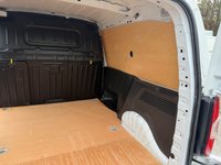 USED 2023 23 VAUXHALL COMBO 1.5 Turbo D 2300 Pro Panel Van 5dr Diesel Manual L1 H1 Euro 6 (s/s) (100 ps) 1 OWNER REVERSE CAMERA TOUCH SCREEN MEDIA SAT NAV 34K COMES WITH 1 YEARS MOT AND SERVICE