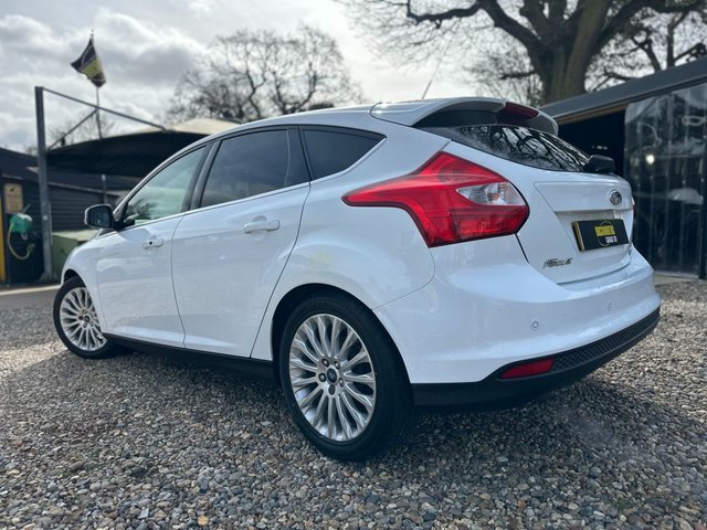 2013 FORD FOCUS 1.0T EcoBoost Titanium X Hatchback 5dr Petrol Manual Euro 5 (s/s) (125 ps) - Photo 4