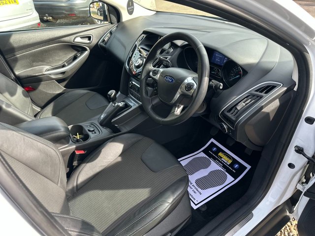 2013 FORD FOCUS 1.0T EcoBoost Titanium X Hatchback 5dr Petrol Manual Euro 5 (s/s) (125 ps) - Photo 8