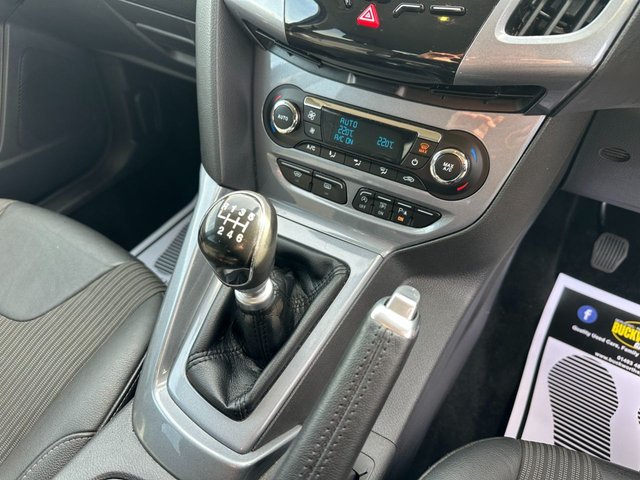 2013 FORD FOCUS 1.0T EcoBoost Titanium X Hatchback 5dr Petrol Manual Euro 5 (s/s) (125 ps) - Photo 10