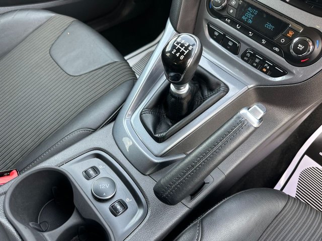 2013 FORD FOCUS 1.0T EcoBoost Titanium X Hatchback 5dr Petrol Manual Euro 5 (s/s) (125 ps) - Photo 11